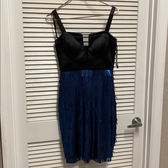 NWT Guess Dress - Picture 1 of 7